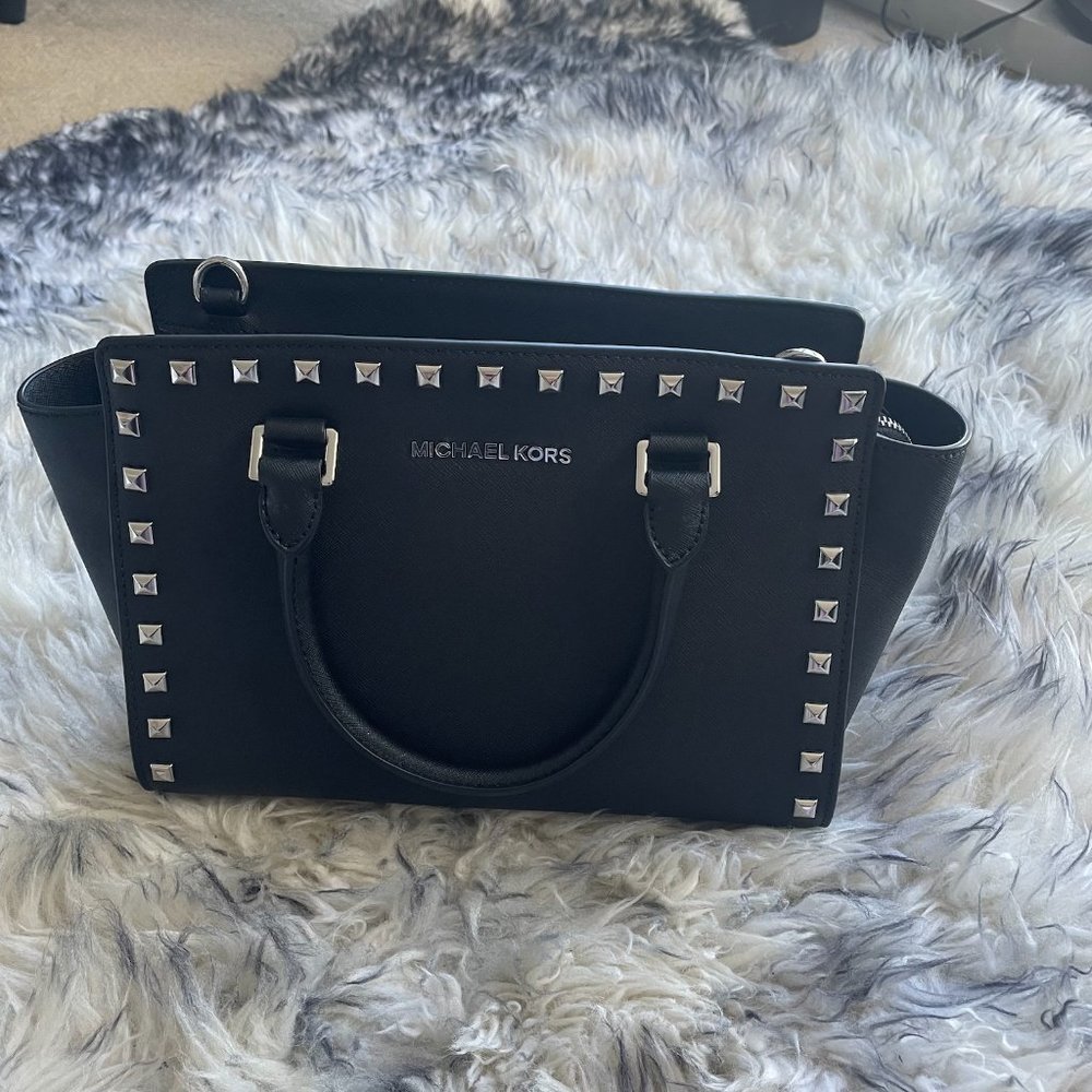 Michael Kors Selma Stud Crossbody Bag